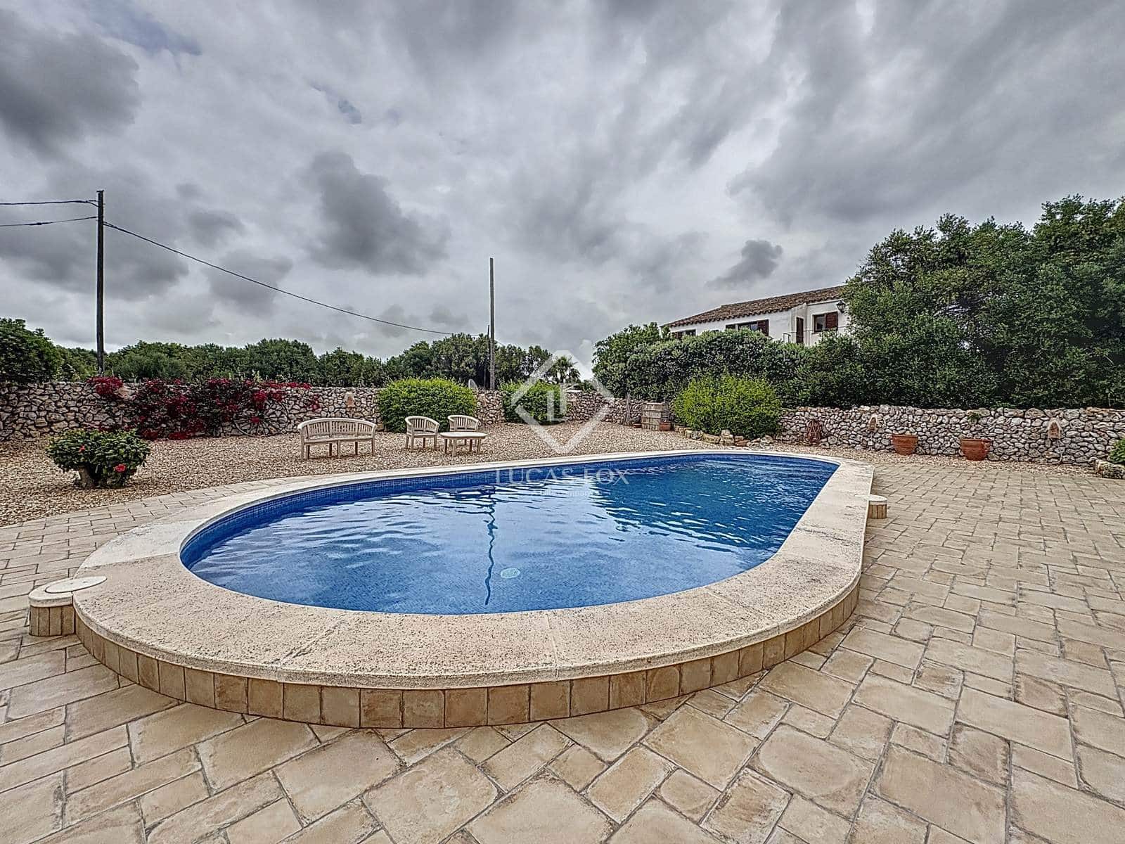 3 soveværelse Finca/Landehus til salg i San Luis / Sant Lluis med swimmingpool garage - € 990.000 (Ref: 9001925)