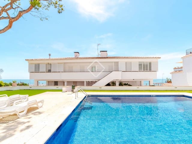 5 bedroom Penthouse for sale in Sitges with pool garage - € 1,975,000 (Ref: 9001930)