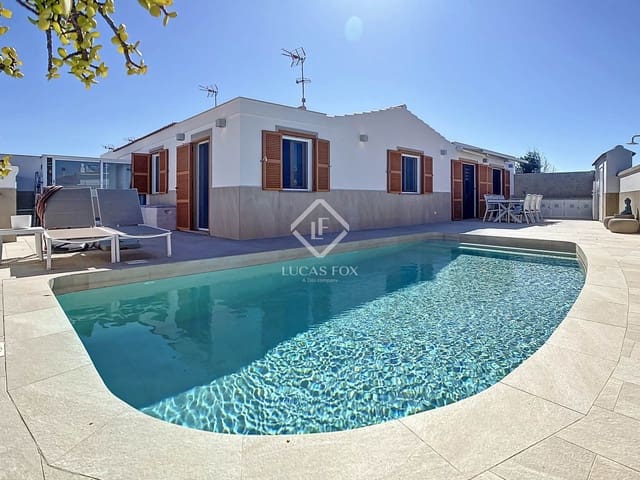 3 soverom Villa til salgs i Cala'n Blanes, Ciutadella de Menorca med svømmebasseng garasje - € 445 000 (Ref: 9001932)