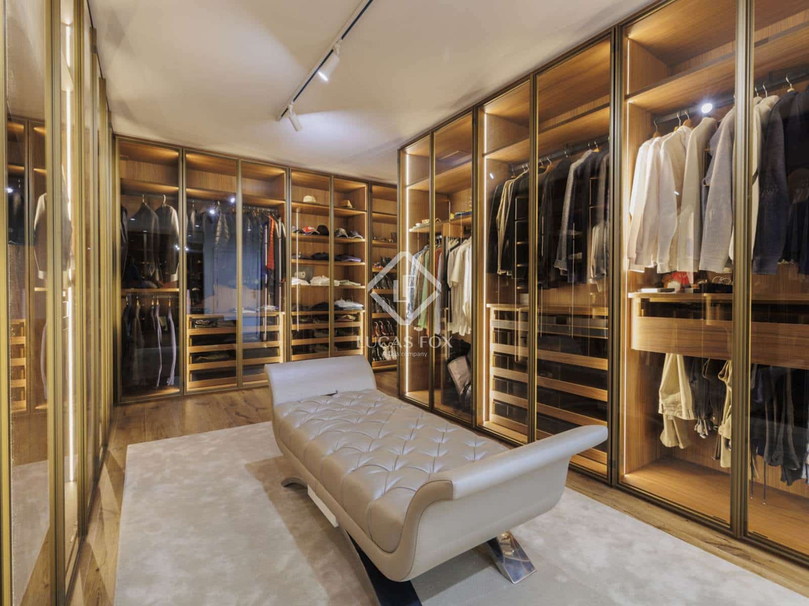 6 soveværelse Villa til salg i Boadilla del Monte med swimmingpool garage - € 3.300.000 (Ref: 9002445)