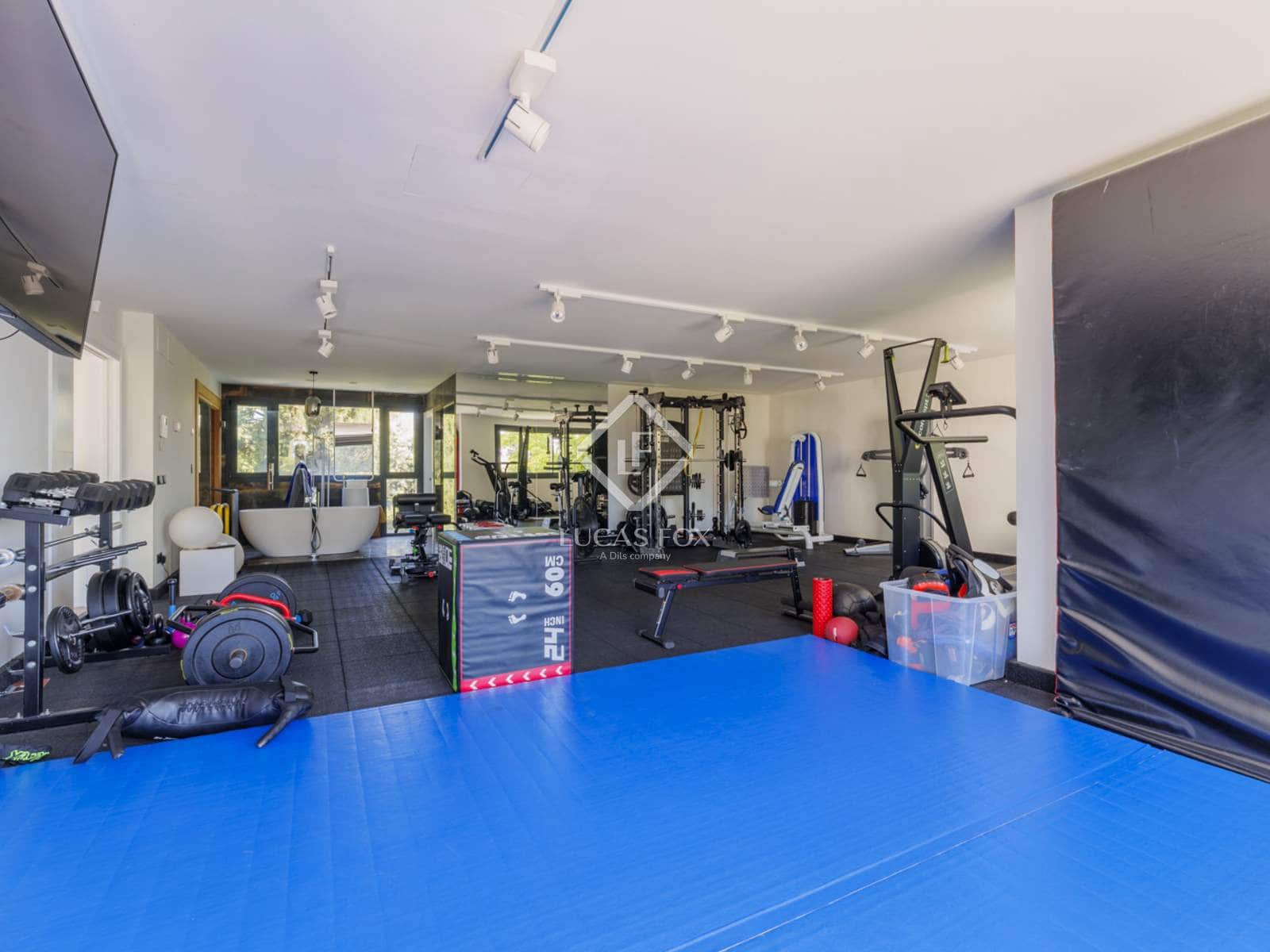 6 soveværelse Villa til salg i Boadilla del Monte med swimmingpool garage - € 3.300.000 (Ref: 9002445)