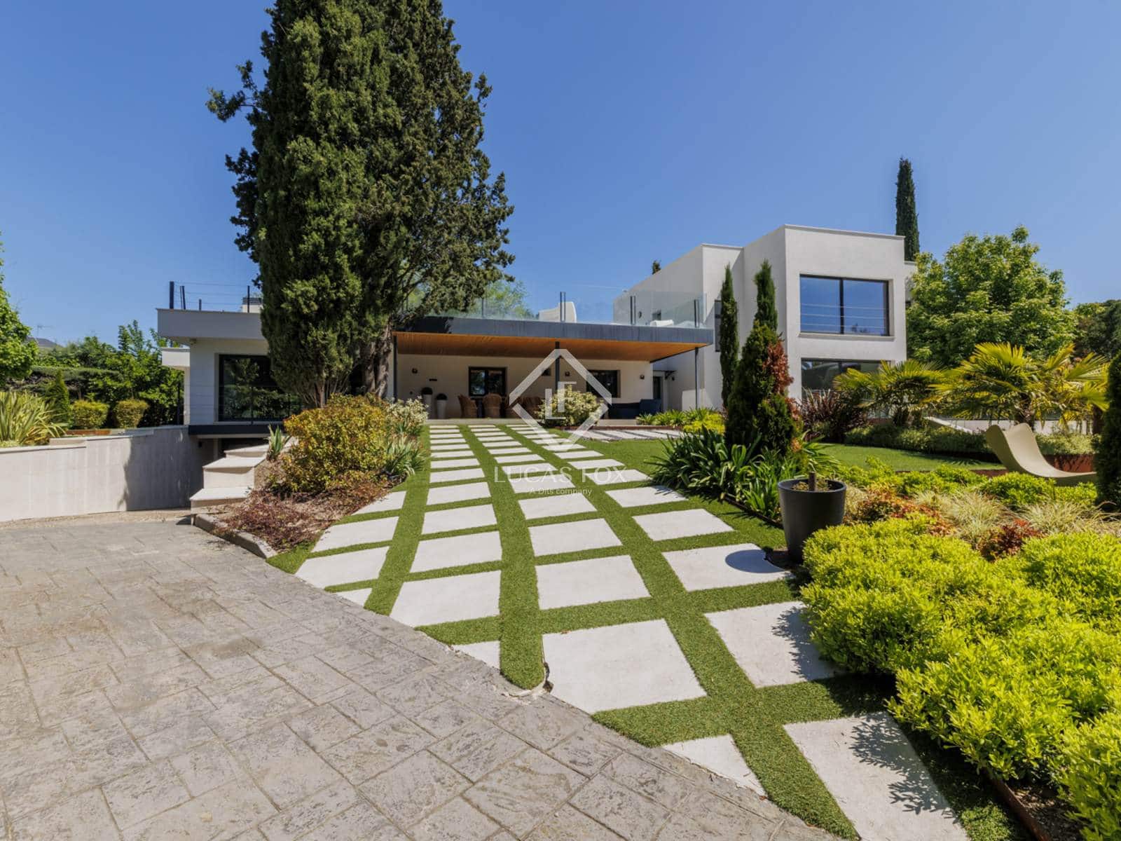 6 soveværelse Villa til salg i Boadilla del Monte med swimmingpool garage - € 3.300.000 (Ref: 9002445)