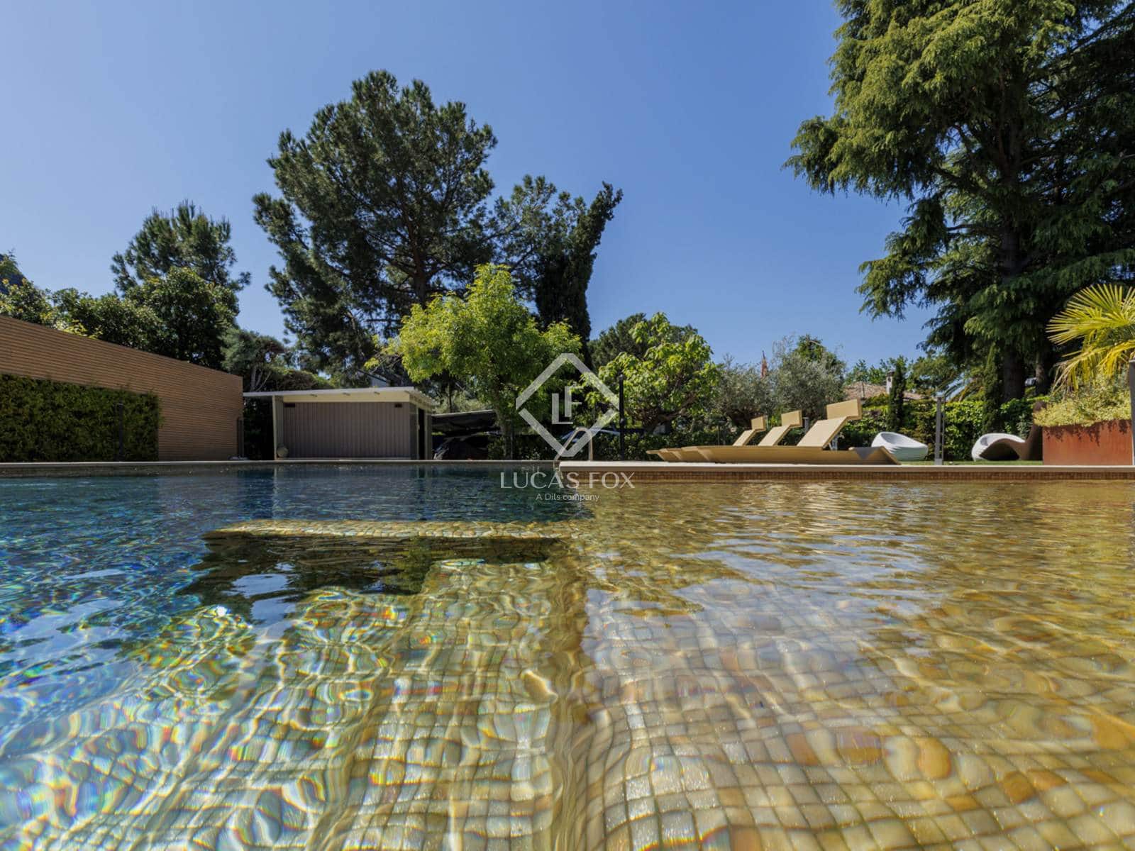 6 soveværelse Villa til salg i Boadilla del Monte med swimmingpool garage - € 3.300.000 (Ref: 9002445)