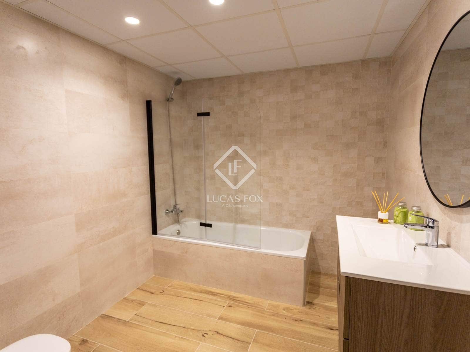 4 bedroom Apartment for sale in San Pedro de Alcantara with pool garage - € 675,000 (Ref: 9002446)