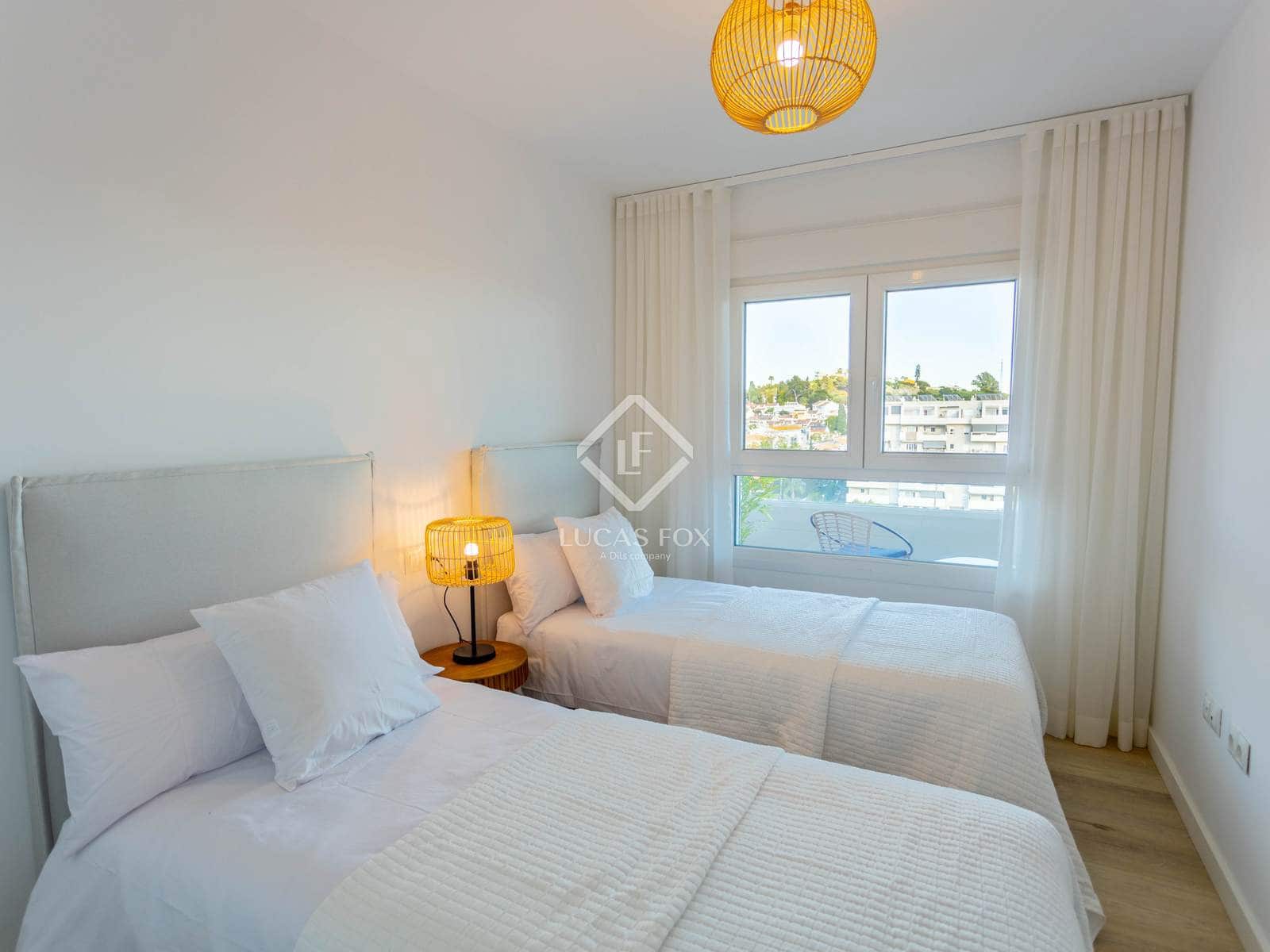 4 bedroom Apartment for sale in San Pedro de Alcantara with pool garage - € 675,000 (Ref: 9002446)