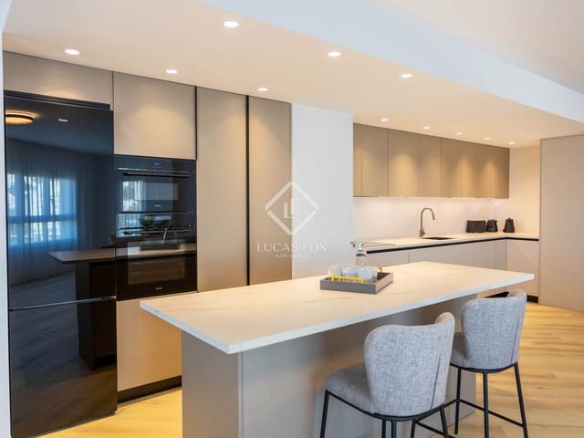 4 slaapkamer Appartement te koop in San Pedro de Alcantara, Marbella met zwembad garage - € 675.000 (Ref: 9002446)