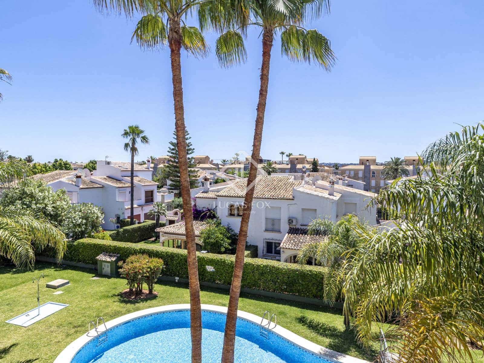 4 sypialnia Penthouse na sprzedaż w Javea / Xabia z basenem garażem - 699 000 € (Ref: 9002447)