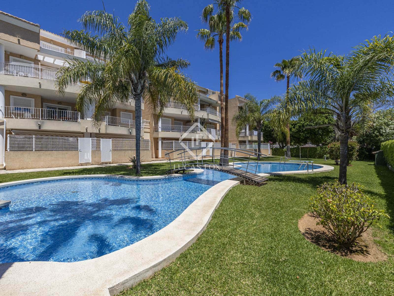 4 sypialnia Penthouse na sprzedaż w Javea / Xabia z basenem garażem - 699 000 € (Ref: 9002447)