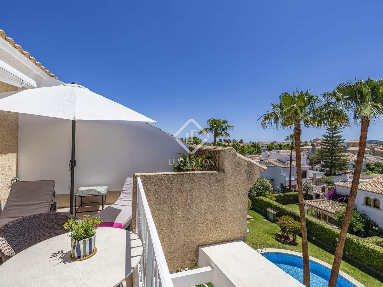 4 sypialnia Penthouse na sprzedaż w Javea / Xabia z basenem garażem - 699 000 € (Ref: 9002447)
