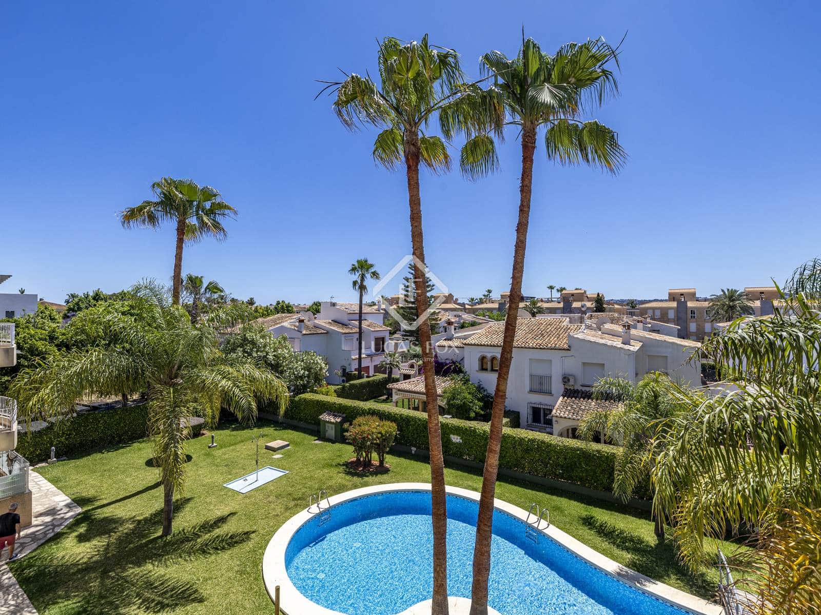 4 sypialnia Penthouse na sprzedaż w Javea / Xabia z basenem garażem - 699 000 € (Ref: 9002447)