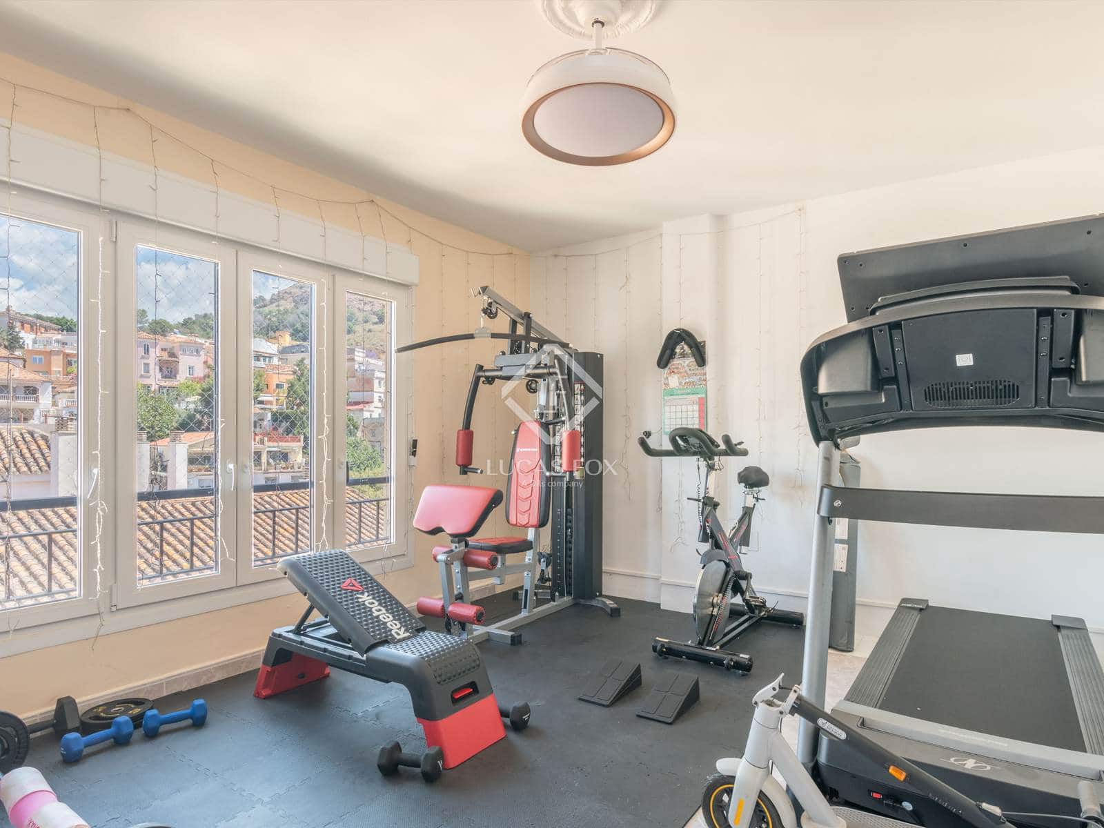 5 soveværelse Lejlighed til salg i Malaga by - € 595.000 (Ref: 9003481)