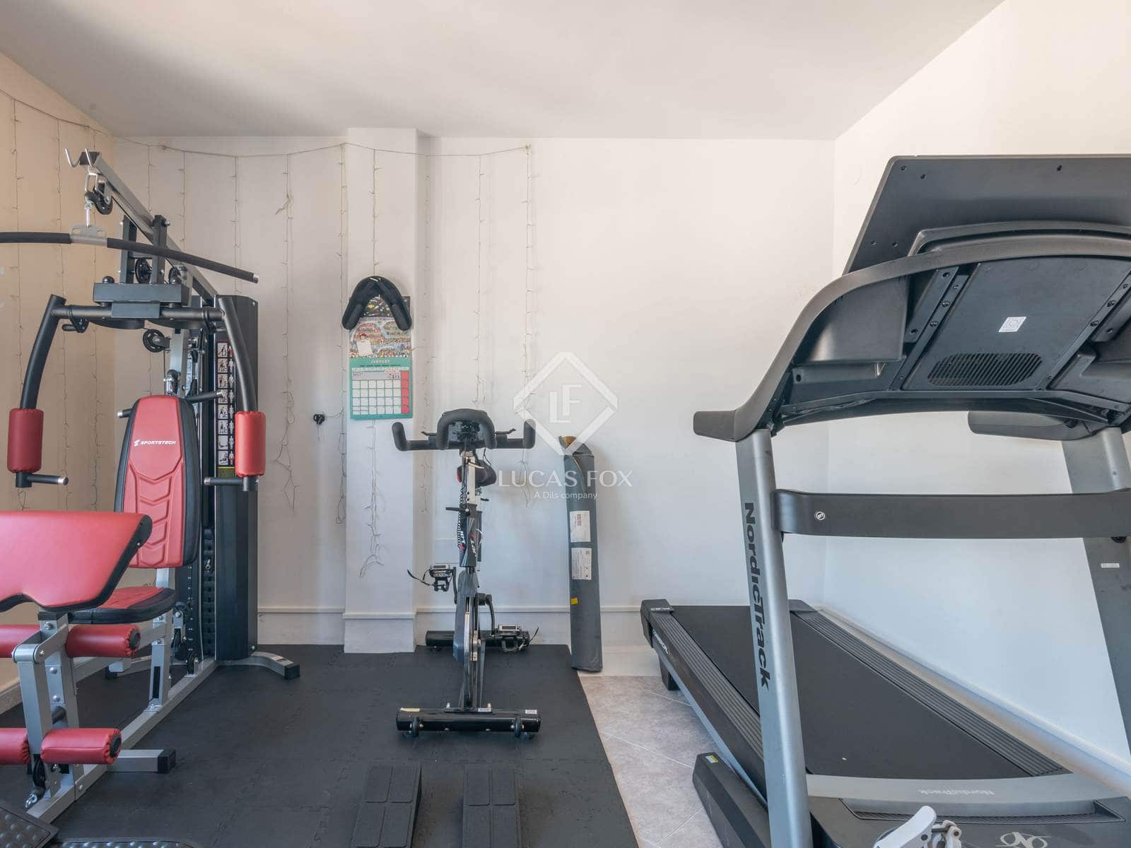 5 soveværelse Lejlighed til salg i Malaga by - € 595.000 (Ref: 9003481)