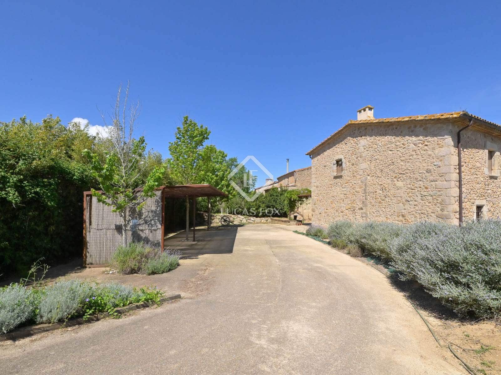 5 soveværelse Finca/Landehus til salg i Santa Cristina d'Aro med garage - € 1.710.000 (Ref: 9003979)