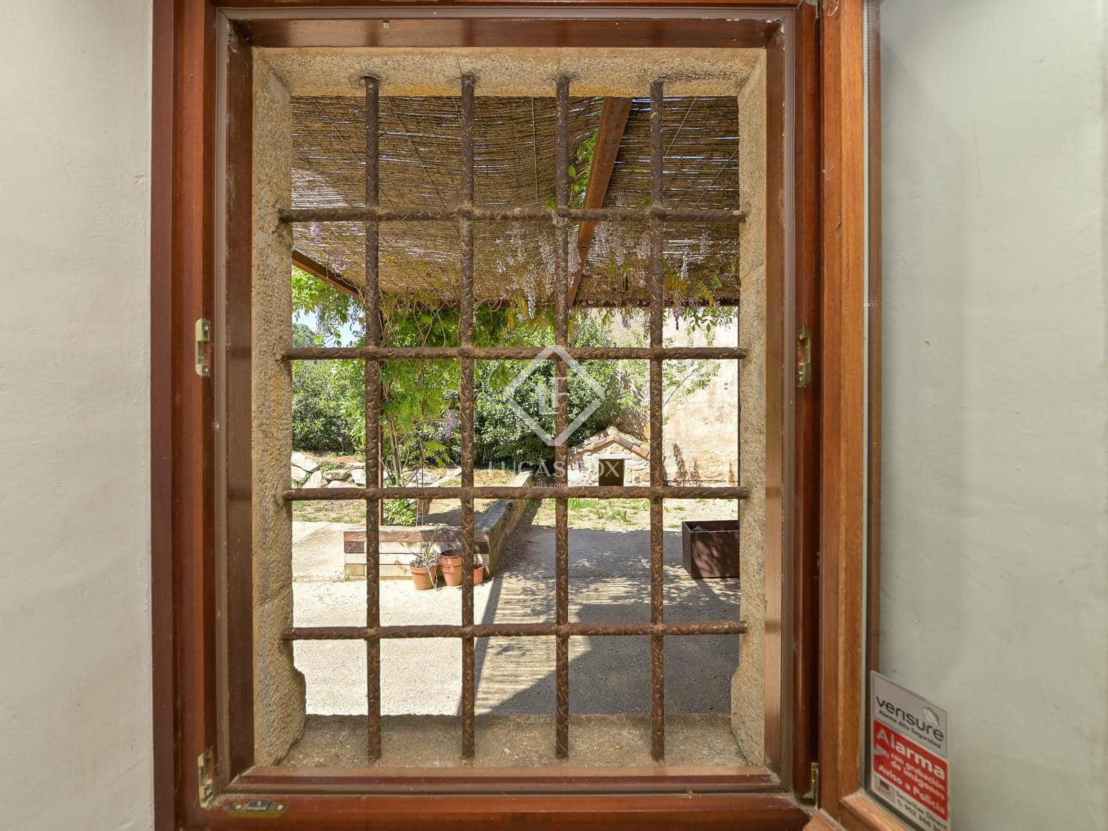 5 soveværelse Finca/Landehus til salg i Santa Cristina d'Aro med garage - € 1.710.000 (Ref: 9003979)