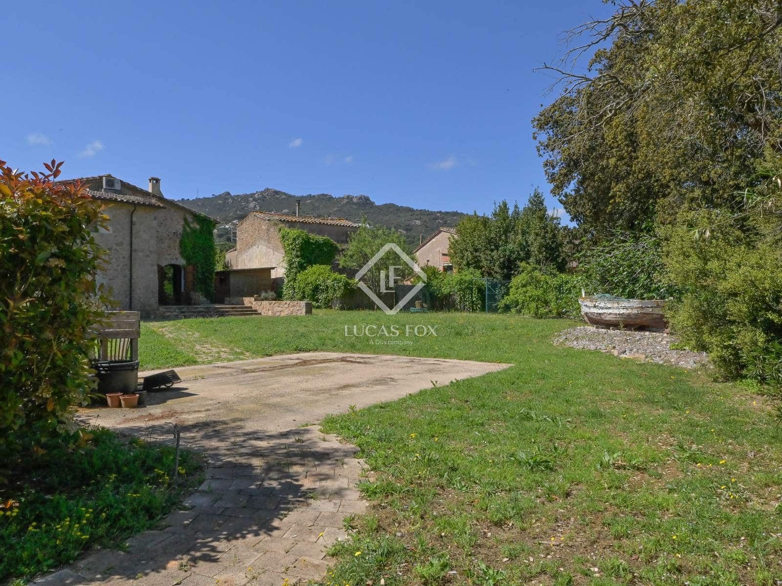5 soveværelse Finca/Landehus til salg i Santa Cristina d'Aro med garage - € 1.710.000 (Ref: 9003979)