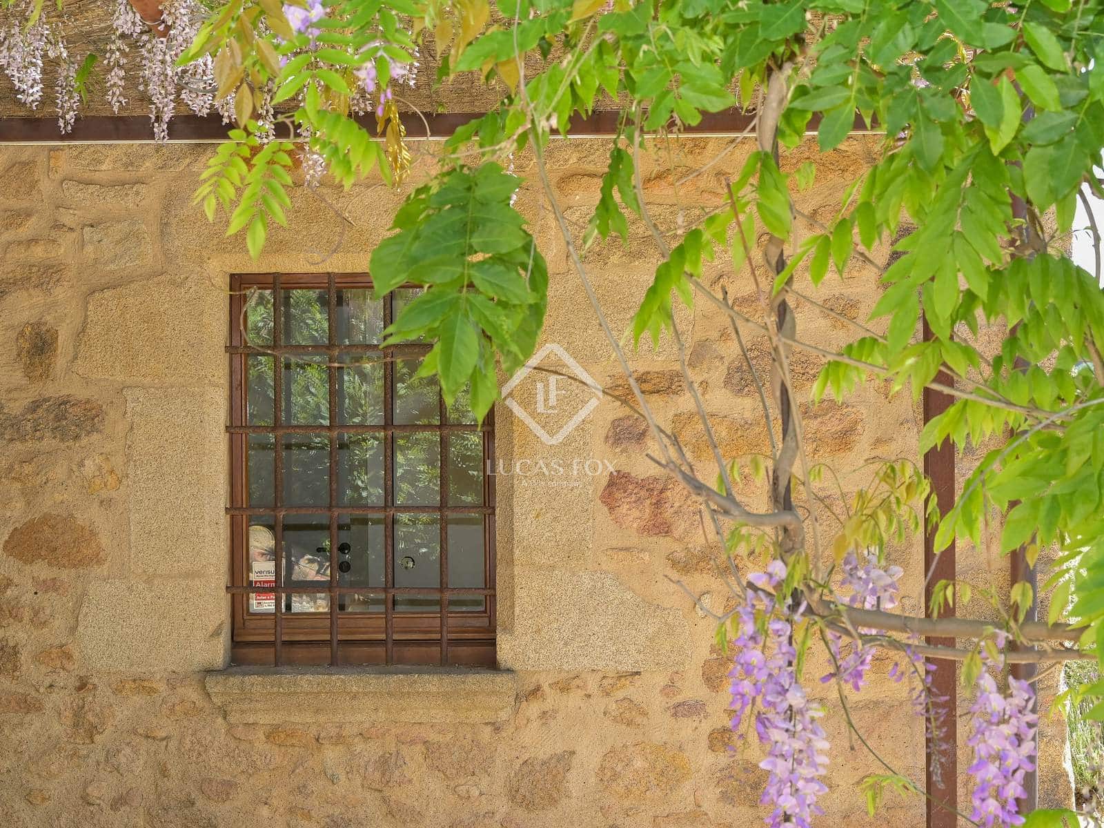 5 soveværelse Finca/Landehus til salg i Santa Cristina d'Aro med garage - € 1.710.000 (Ref: 9003979)