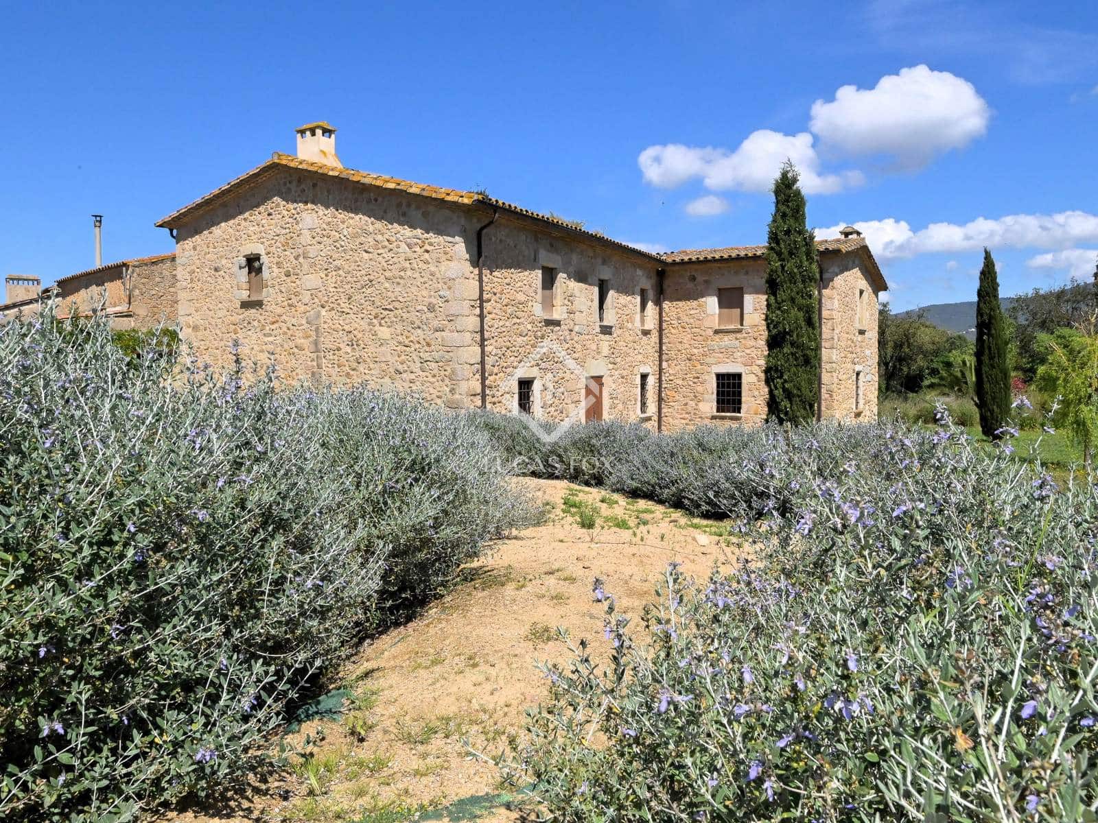 5 soveværelse Finca/Landehus til salg i Santa Cristina d'Aro med garage - € 1.710.000 (Ref: 9003979)