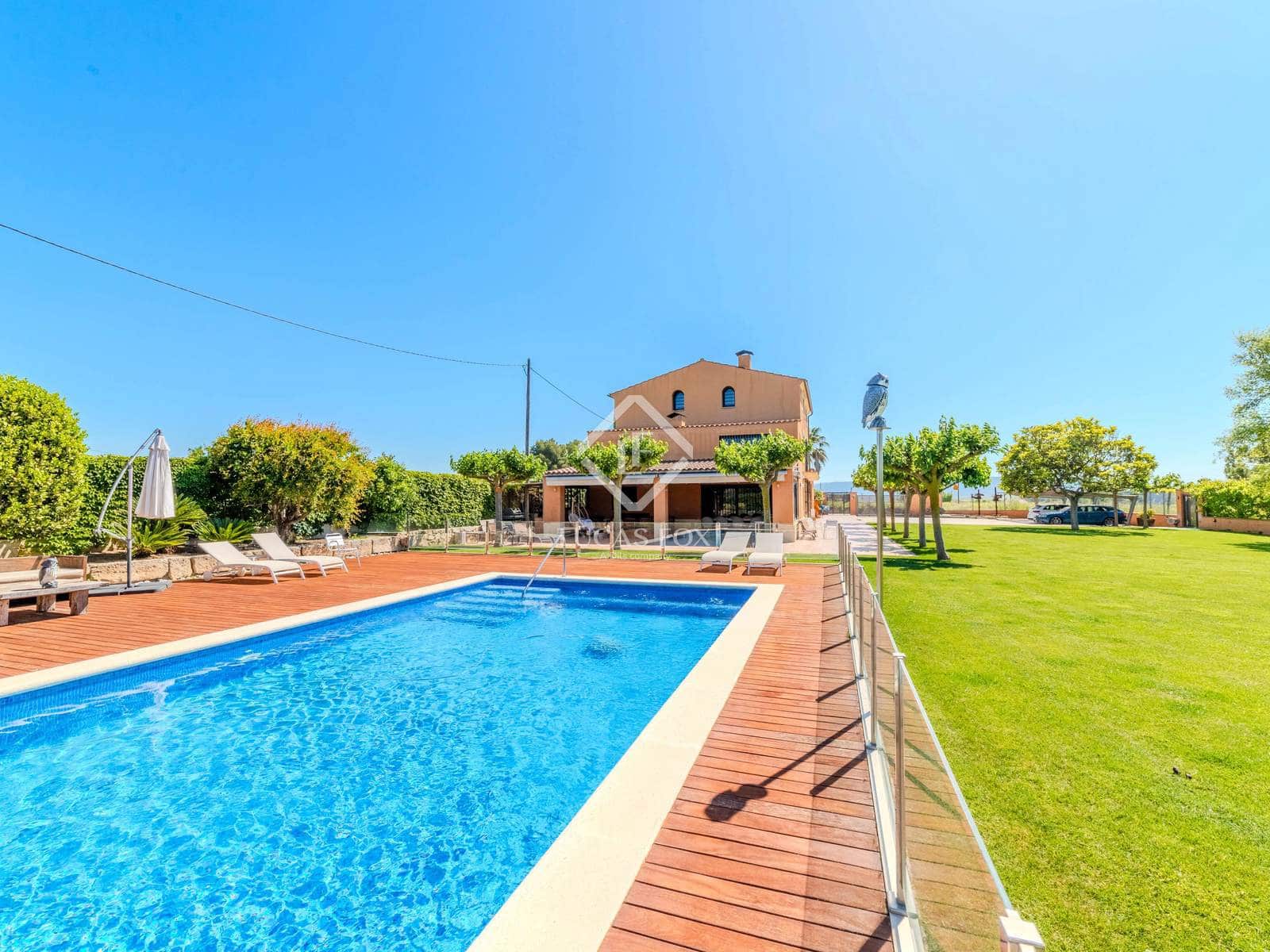 6 soveværelse Finca/Landehus til salg i La Granada med swimmingpool garage - € 1.690.000 (Ref: 9003980)