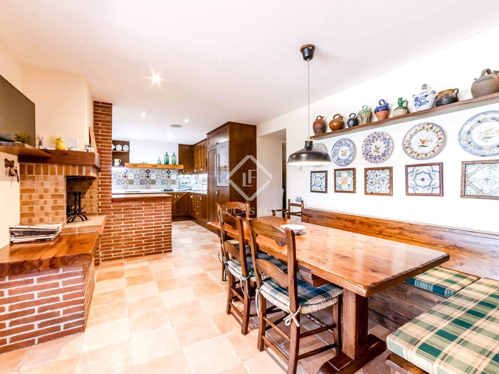 6 soveværelse Finca/Landehus til salg i La Granada med swimmingpool garage - € 1.690.000 (Ref: 9003980)