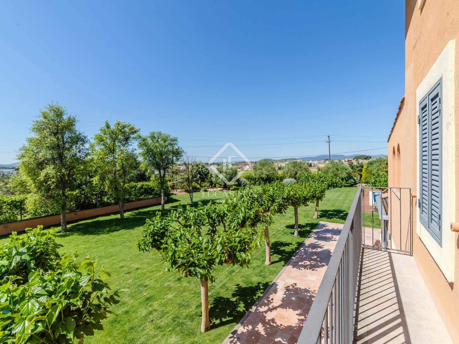 6 soveværelse Finca/Landehus til salg i La Granada med swimmingpool garage - € 1.690.000 (Ref: 9003980)