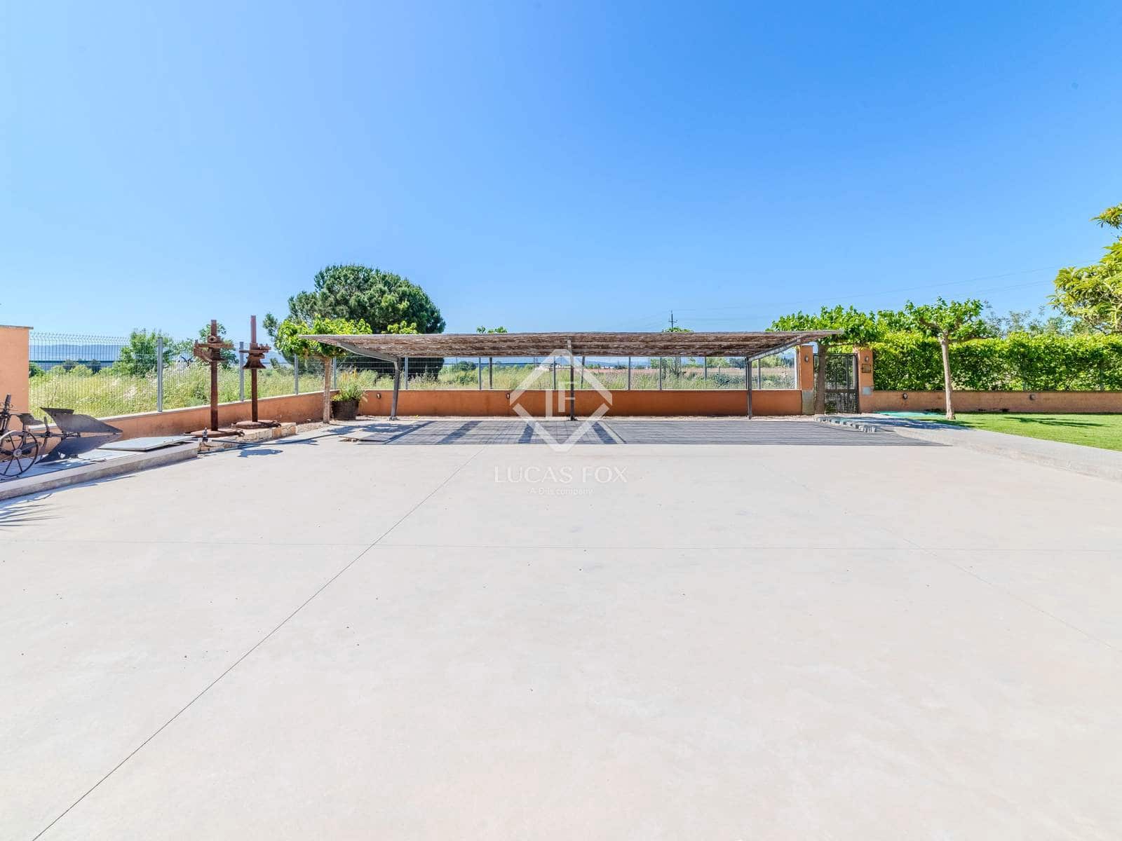 6 soveværelse Finca/Landehus til salg i La Granada med swimmingpool garage - € 1.690.000 (Ref: 9003980)