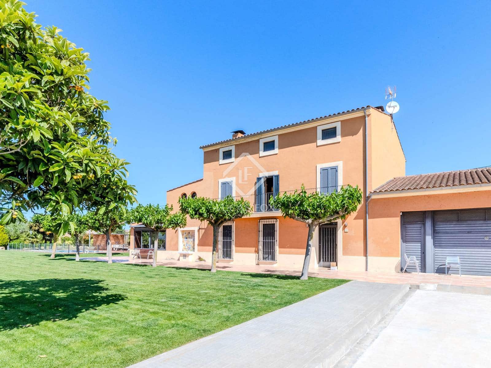 6 soveværelse Finca/Landehus til salg i La Granada med swimmingpool garage - € 1.690.000 (Ref: 9003980)