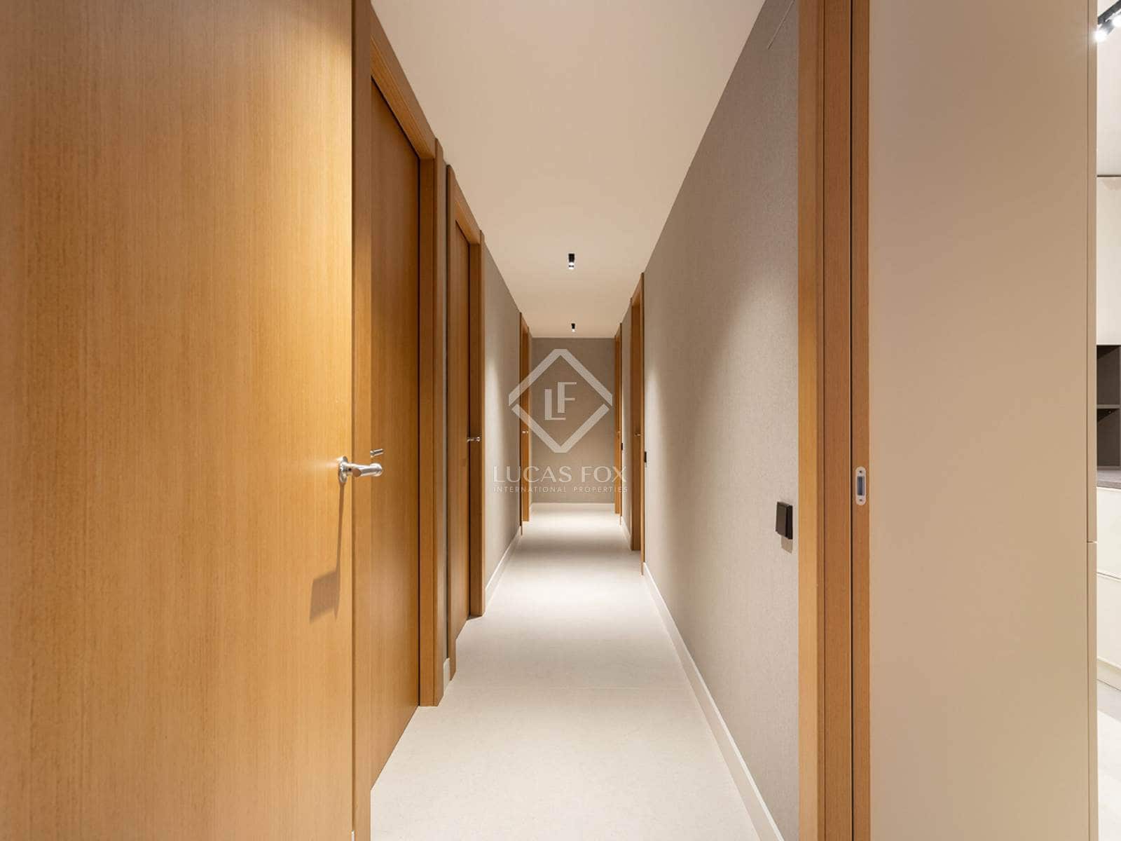 4 bedroom Apartment for sale in Barcelona city with pool garage - € 1,726,000 (Ref: 9004187)