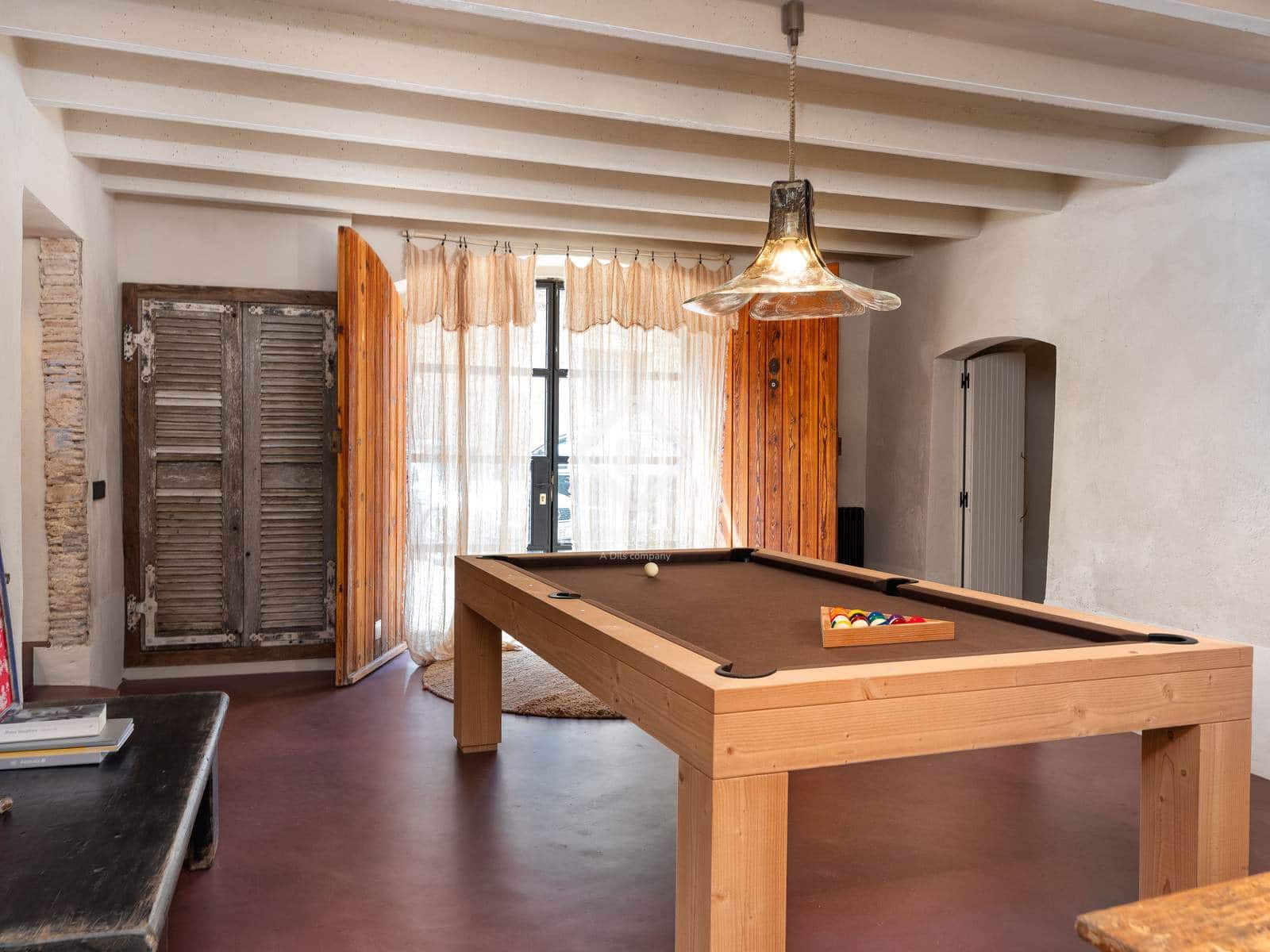 4 soveværelse Villa til salg i Ventallo med swimmingpool - € 1.250.000 (Ref: 9004198)