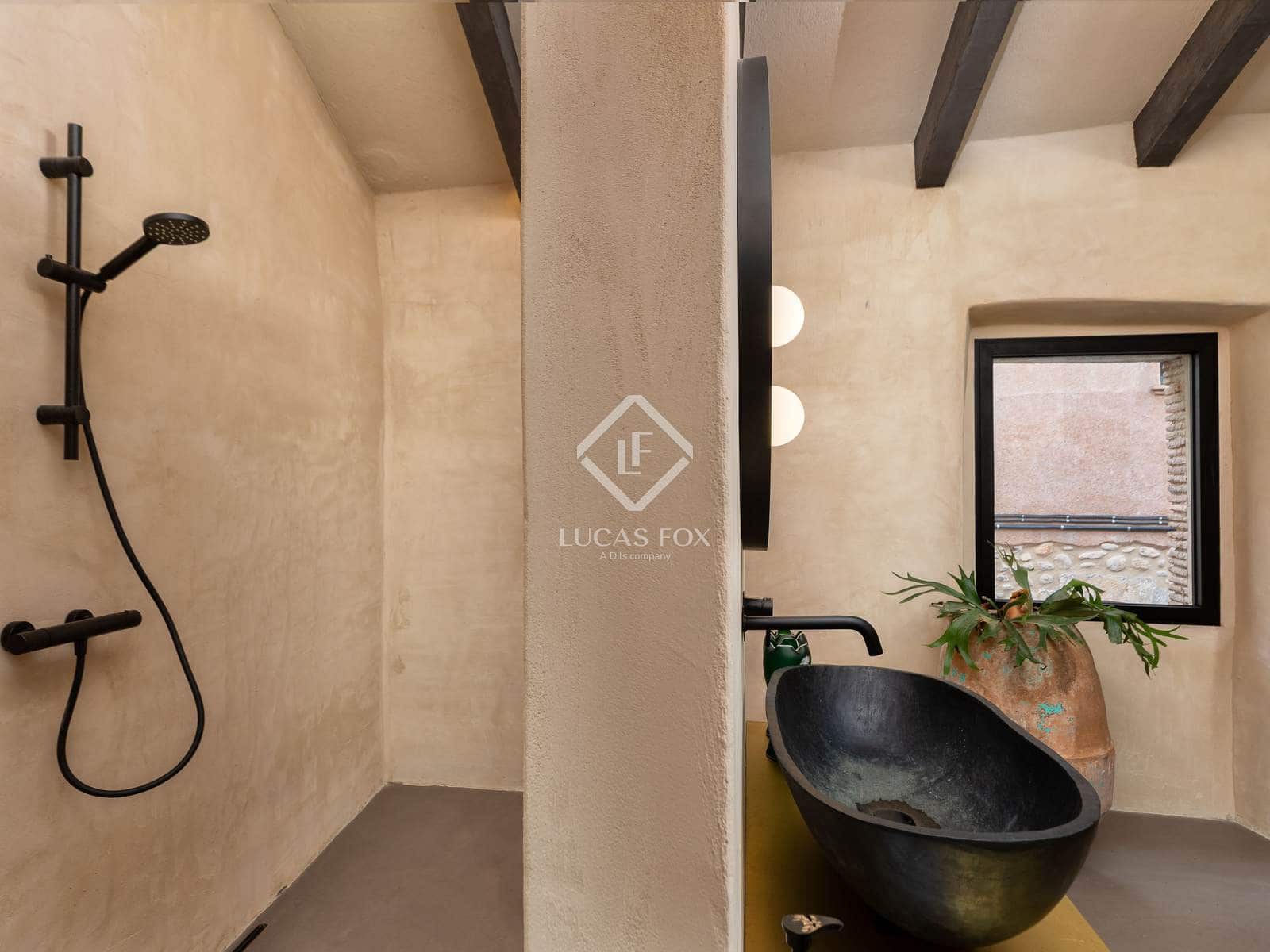 4 soveværelse Villa til salg i Ventallo med swimmingpool - € 1.250.000 (Ref: 9004198)