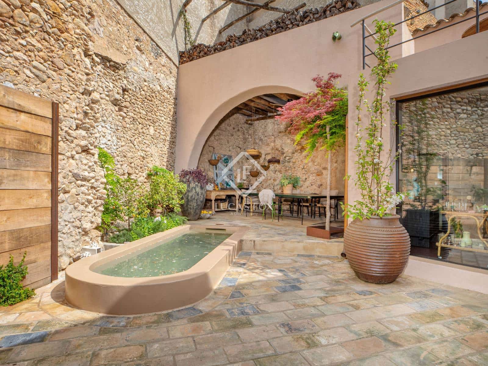 4 soveværelse Villa til salg i Ventallo med swimmingpool - € 1.250.000 (Ref: 9004198)