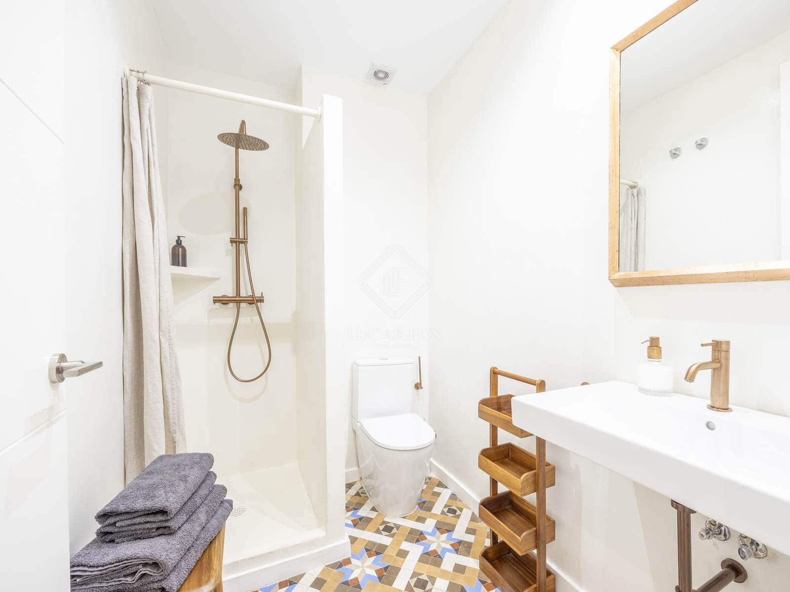 3 bedroom Apartment for rent in Valencia city - € 5,000 (Ref: 9004625)
