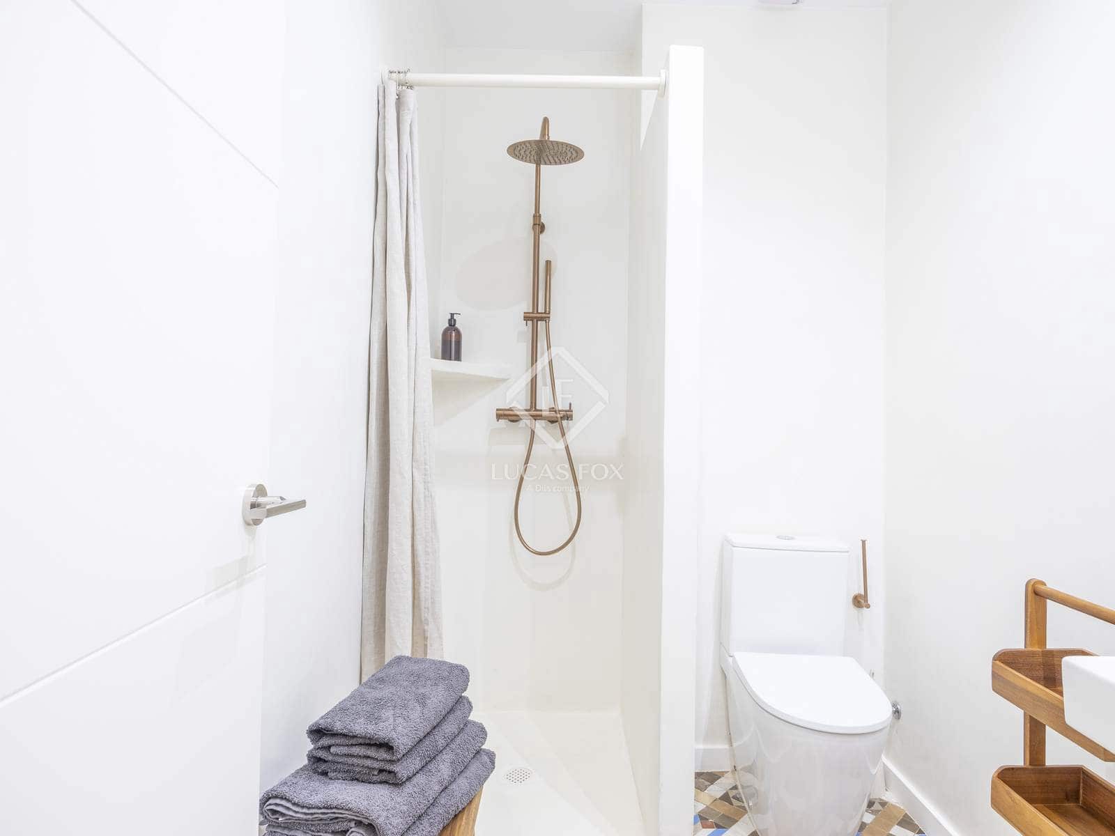 3 bedroom Apartment for rent in Valencia city - € 5,000 (Ref: 9004625)