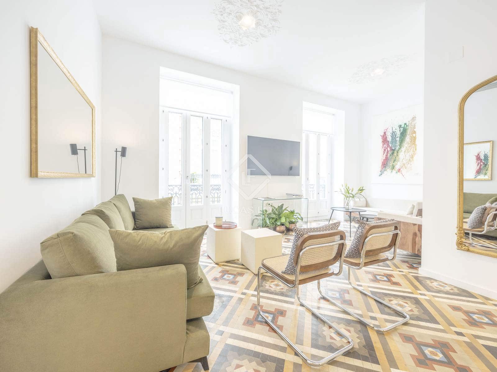 3 bedroom Apartment for rent in Valencia city - € 5,000 (Ref: 9004625)