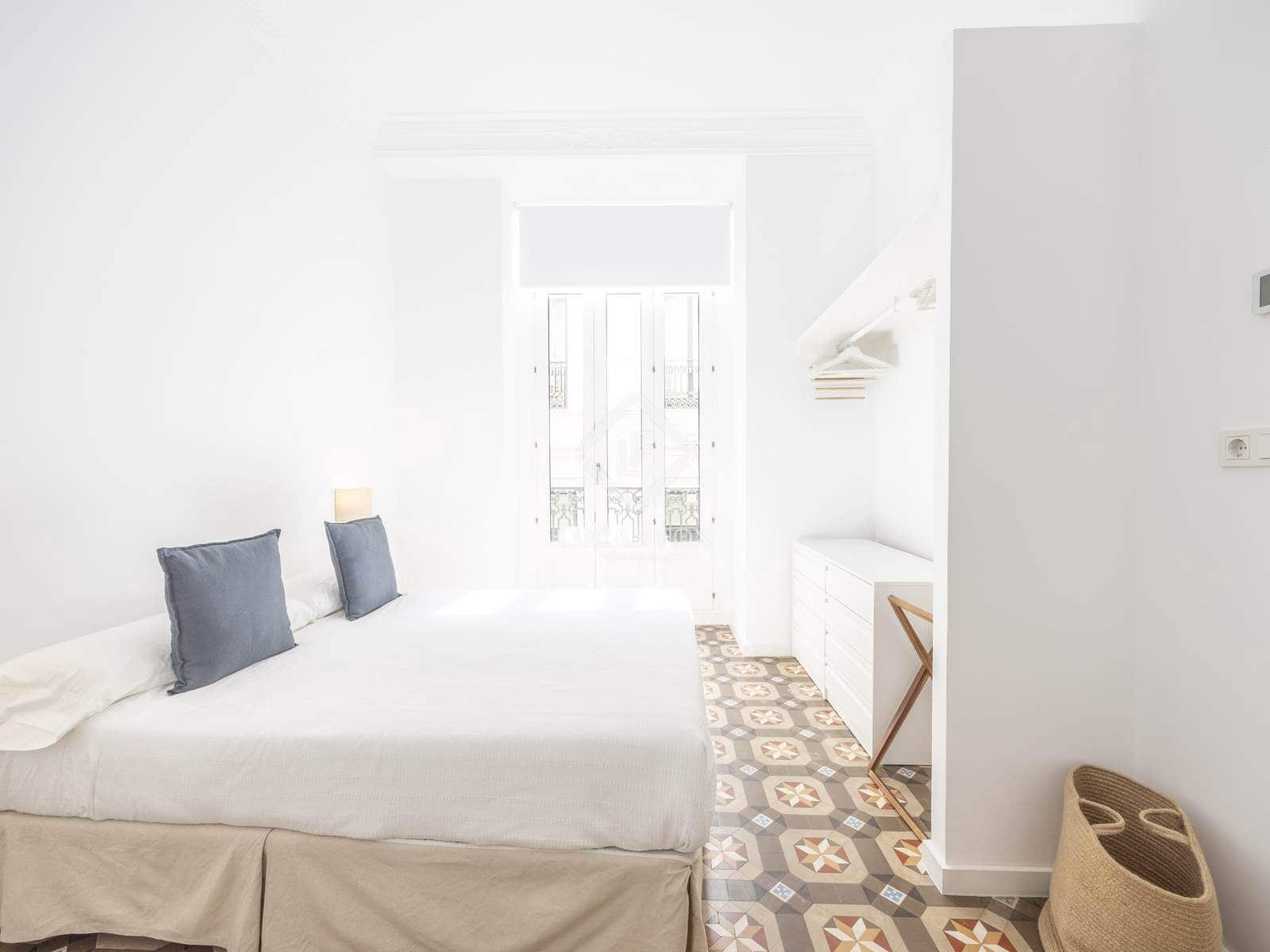 3 bedroom Apartment for rent in Valencia city - € 5,000 (Ref: 9004625)