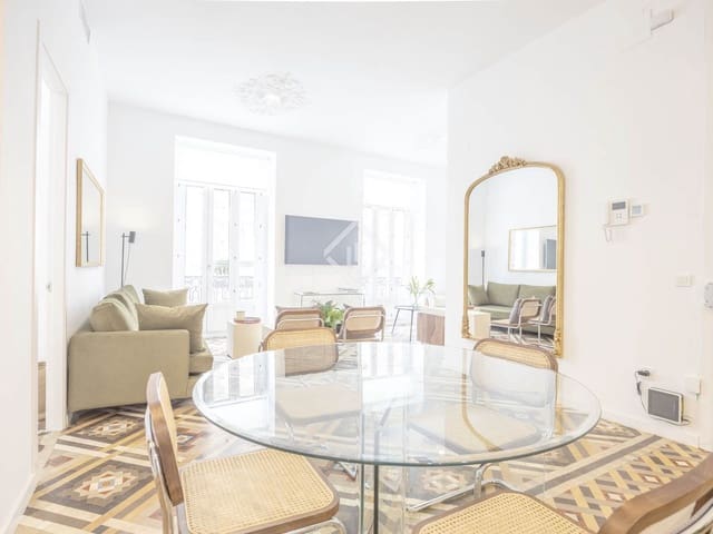 3 bedroom Apartment for rent in Valencia city - € 5,000 (Ref: 9004625)