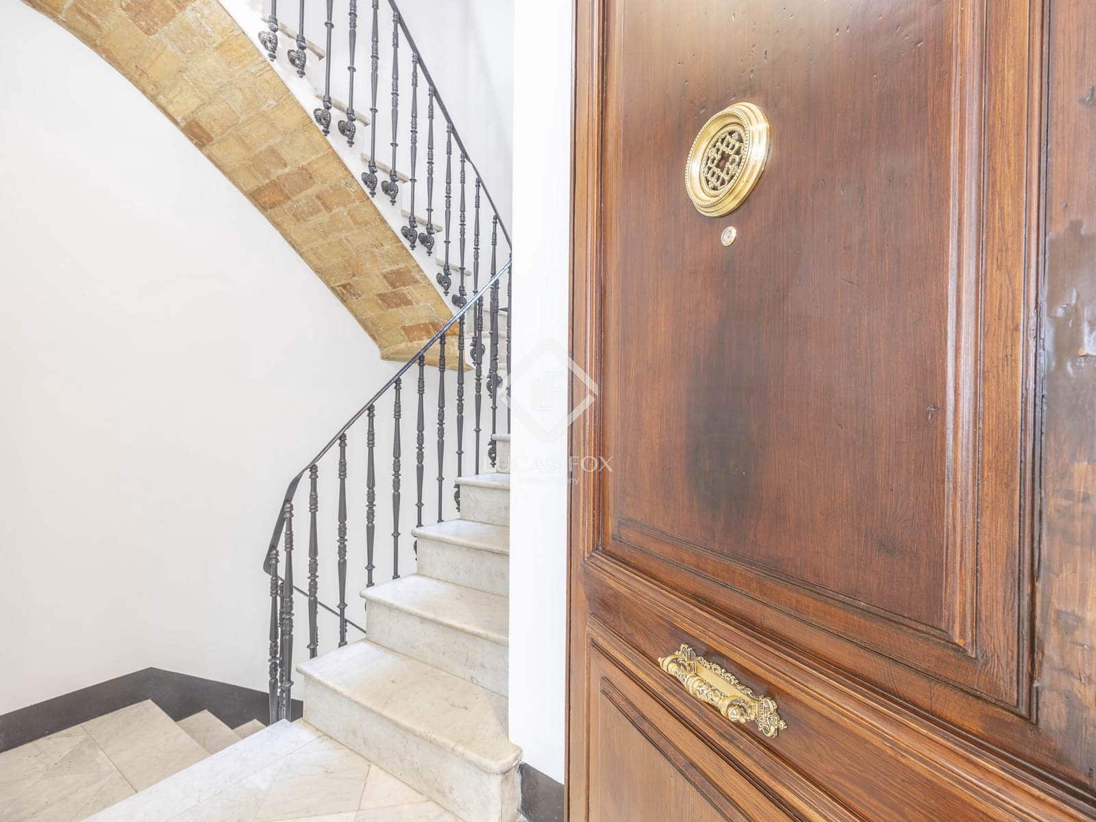 3 bedroom Apartment for rent in Valencia city - € 5,000 (Ref: 9004625)