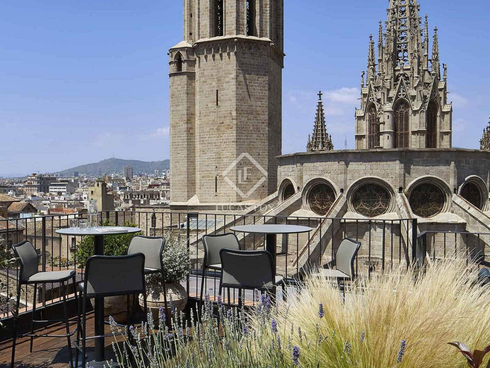 2 soveværelse Penthouse til salg i Barcelona by - € 1.290.000 (Ref: 9006598)