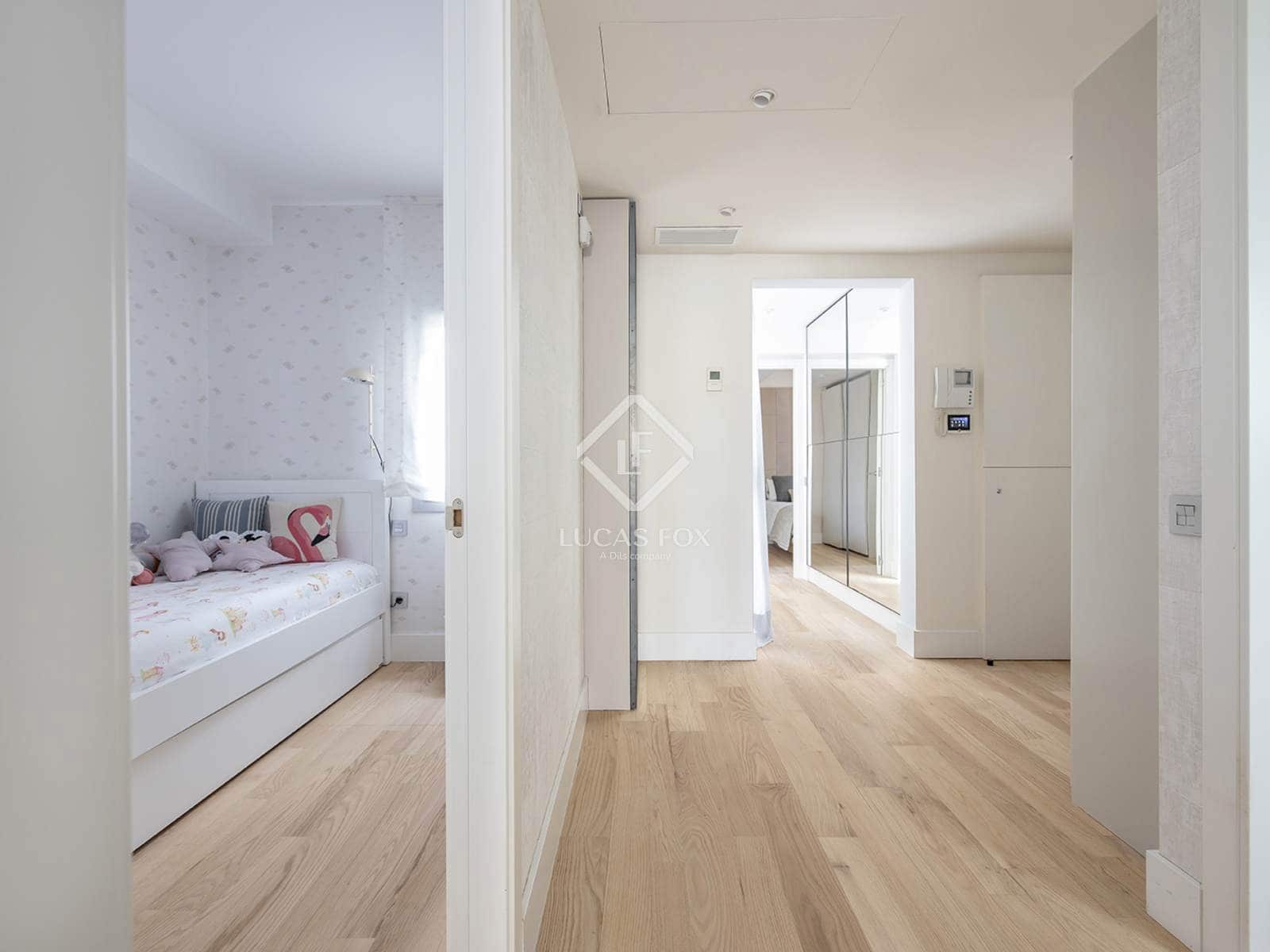 2 soveværelse Penthouse til salg i Barcelona by - € 1.290.000 (Ref: 9006598)