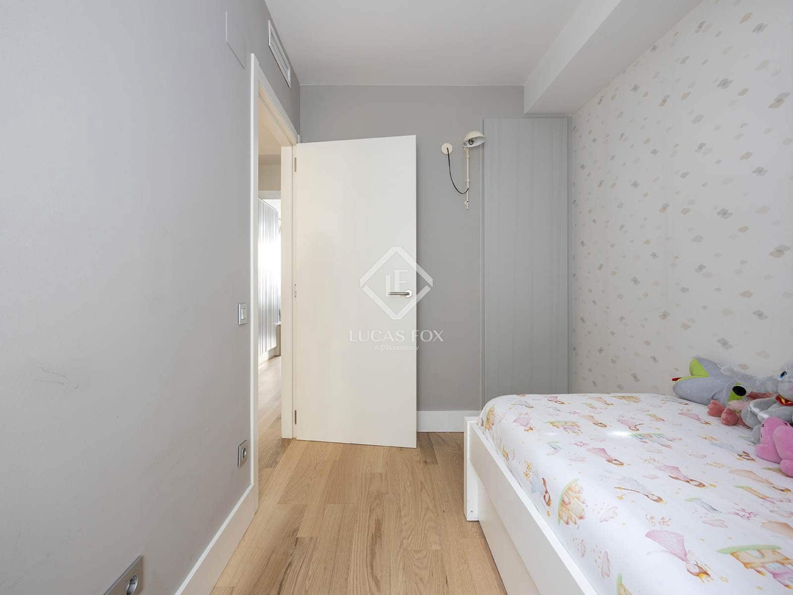 2 soveværelse Penthouse til salg i Barcelona by - € 1.290.000 (Ref: 9006598)