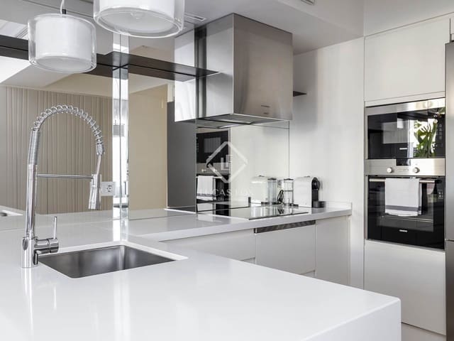 2 quarto Penthouse para venda em Barcelona cidade - 1 290 000 € (Ref: 9006598)