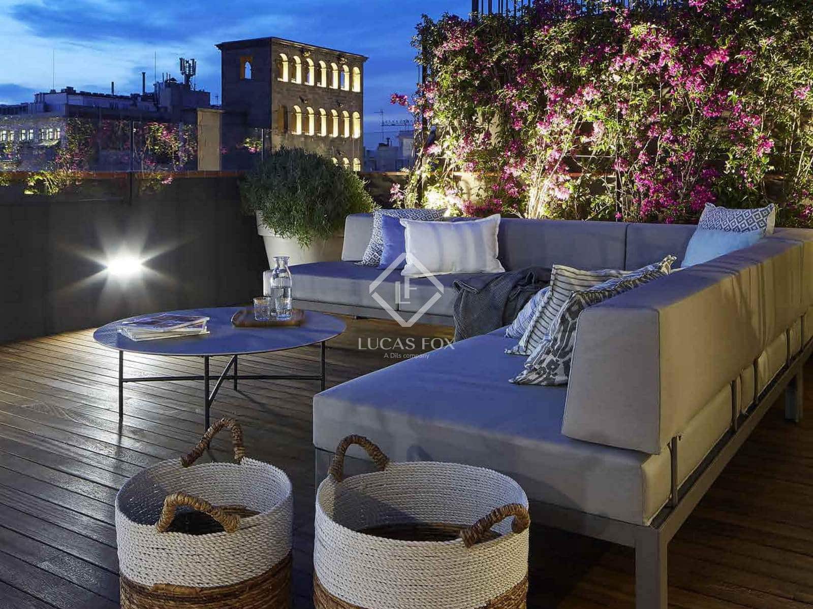 2 soveværelse Penthouse til salg i Barcelona by - € 1.290.000 (Ref: 9006598)
