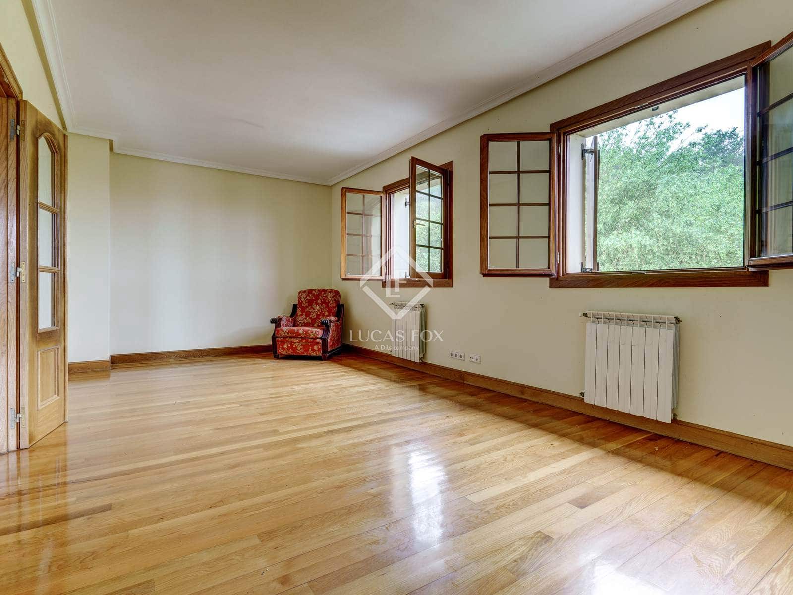 7 soveværelse Villa til salg i Donostia-San Sebastian med garage - € 1.590.000 (Ref: 9006601)