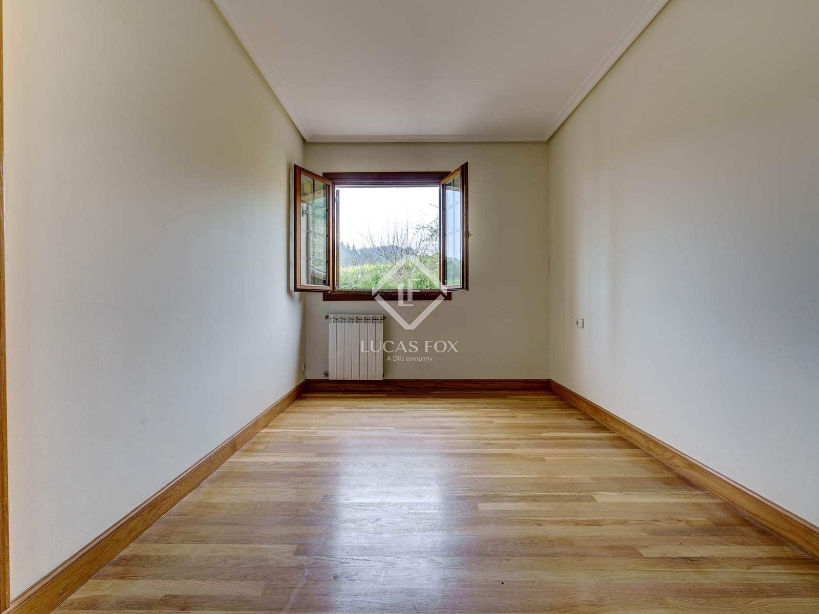 7 soveværelse Villa til salg i Donostia-San Sebastian med garage - € 1.590.000 (Ref: 9006601)