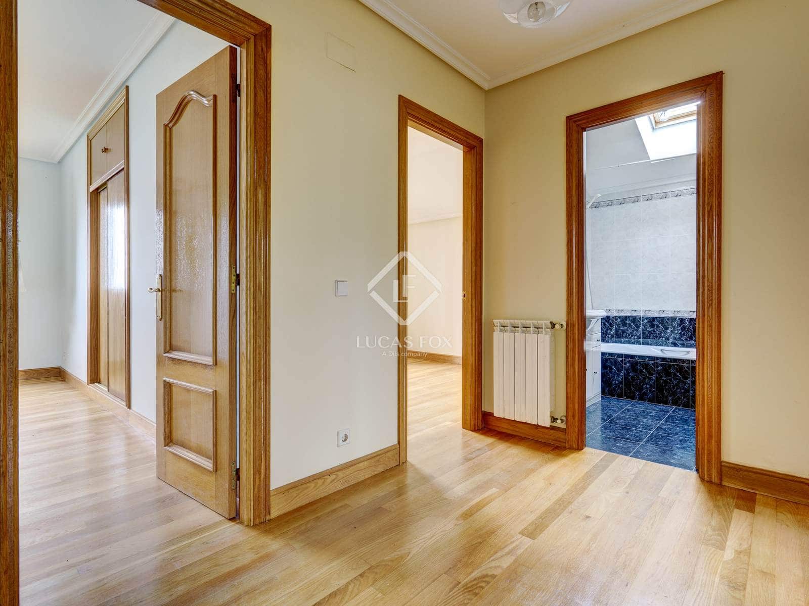 7 soveværelse Villa til salg i Donostia-San Sebastian med garage - € 1.590.000 (Ref: 9006601)