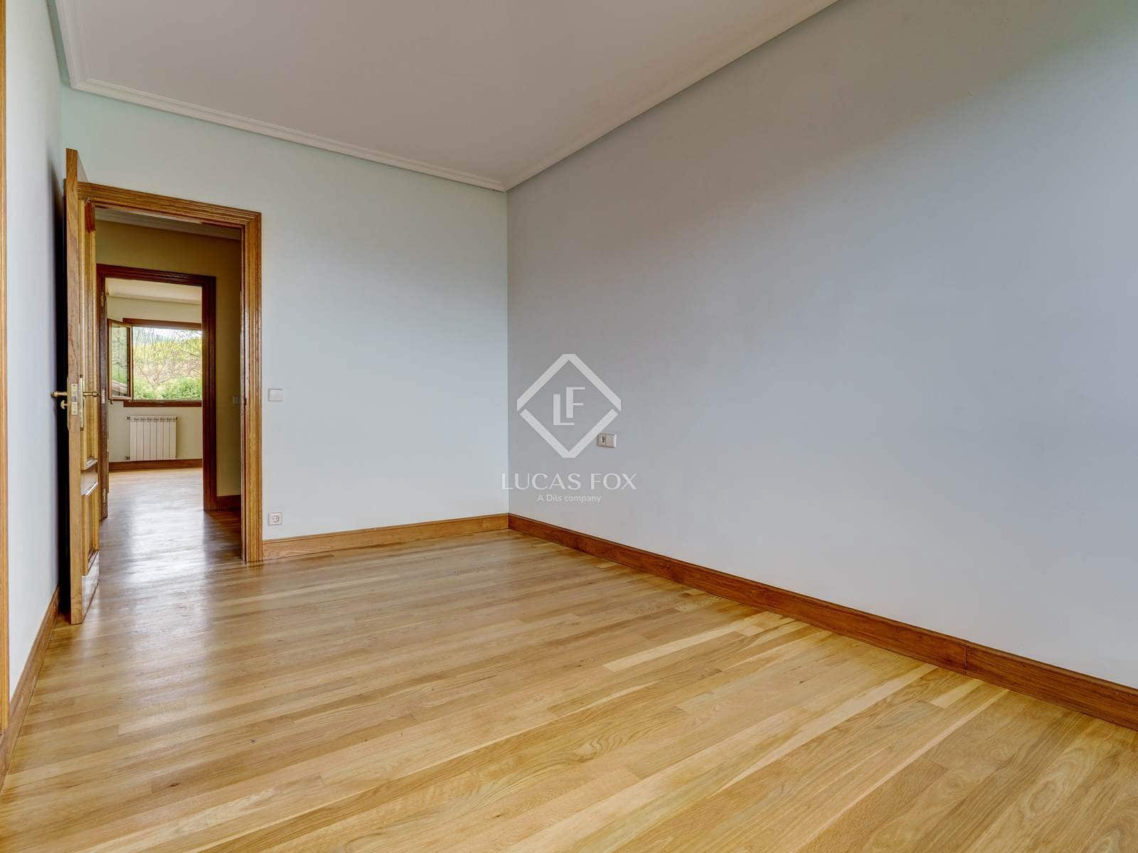 7 soveværelse Villa til salg i Donostia-San Sebastian med garage - € 1.590.000 (Ref: 9006601)