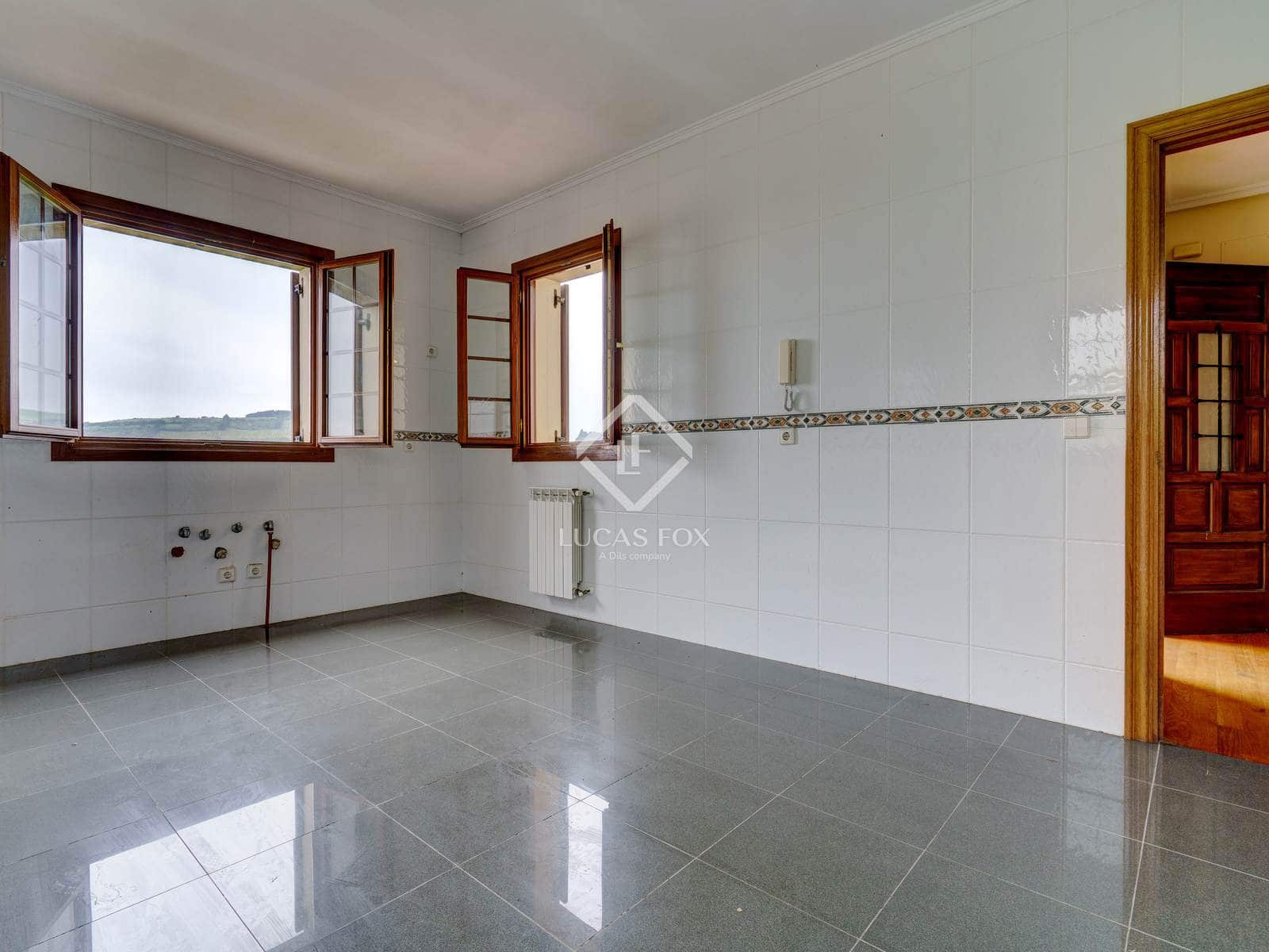 7 soveværelse Villa til salg i Donostia-San Sebastian med garage - € 1.590.000 (Ref: 9006601)