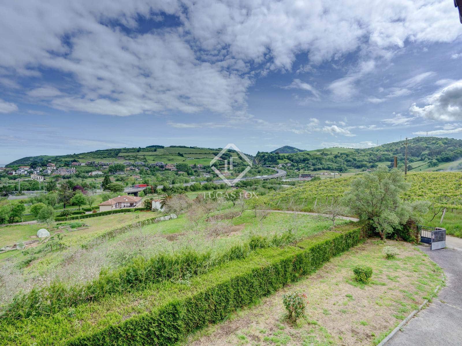 7 soveværelse Villa til salg i Donostia-San Sebastian med garage - € 1.590.000 (Ref: 9006601)