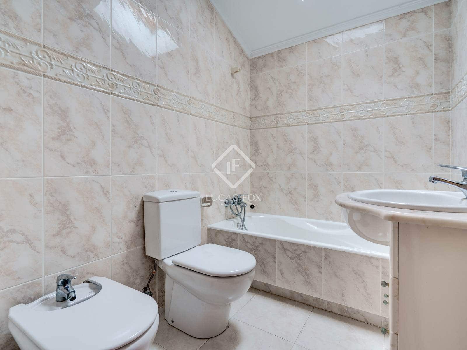 7 soveværelse Villa til salg i Donostia-San Sebastian med garage - € 1.590.000 (Ref: 9006601)