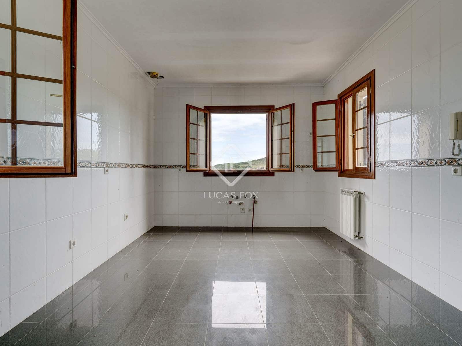 7 soveværelse Villa til salg i Donostia-San Sebastian med garage - € 1.590.000 (Ref: 9006601)