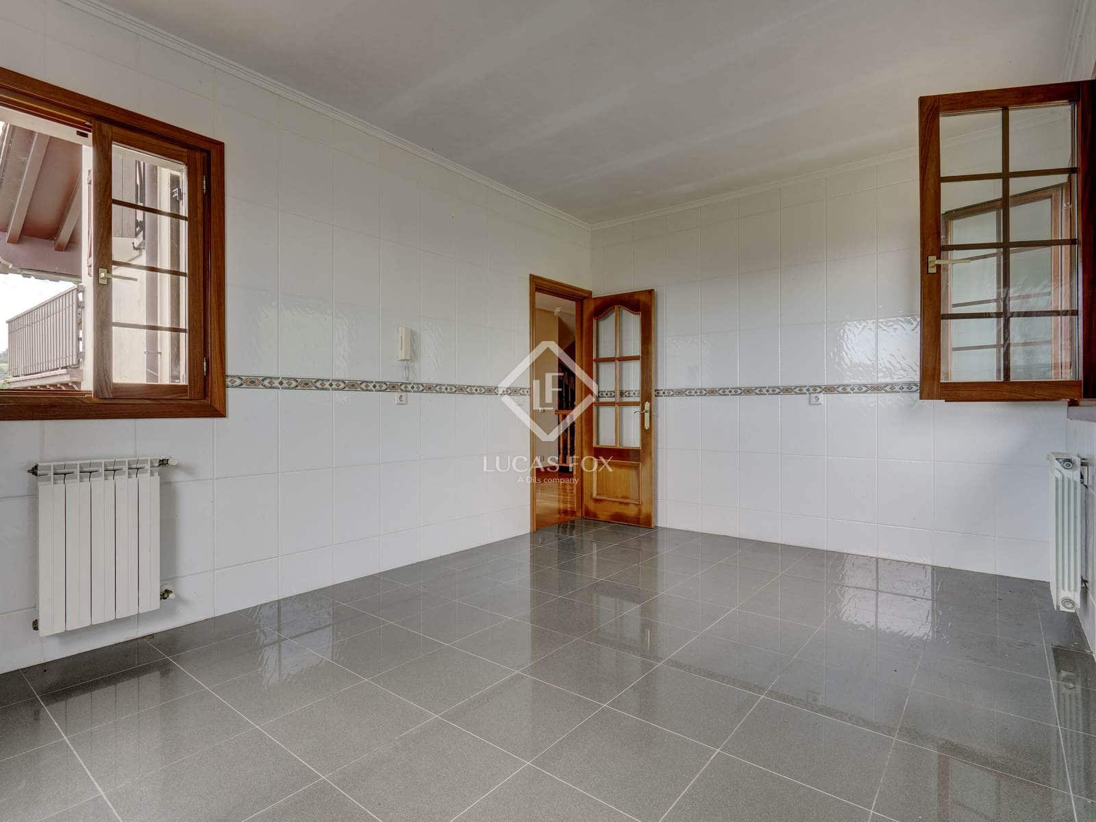 7 soveværelse Villa til salg i Donostia-San Sebastian med garage - € 1.590.000 (Ref: 9006601)